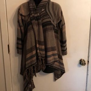 Knitted pull over sweater